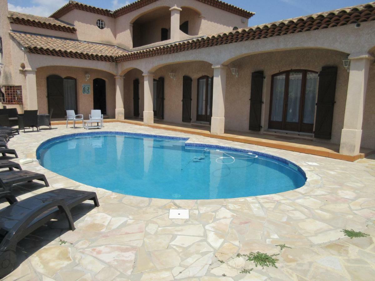 Villa Spacieuse, Climatisation, Piscine, Jardin Paysage, Proche Mer سا سيرْ سور مير المظهر الخارجي الصورة