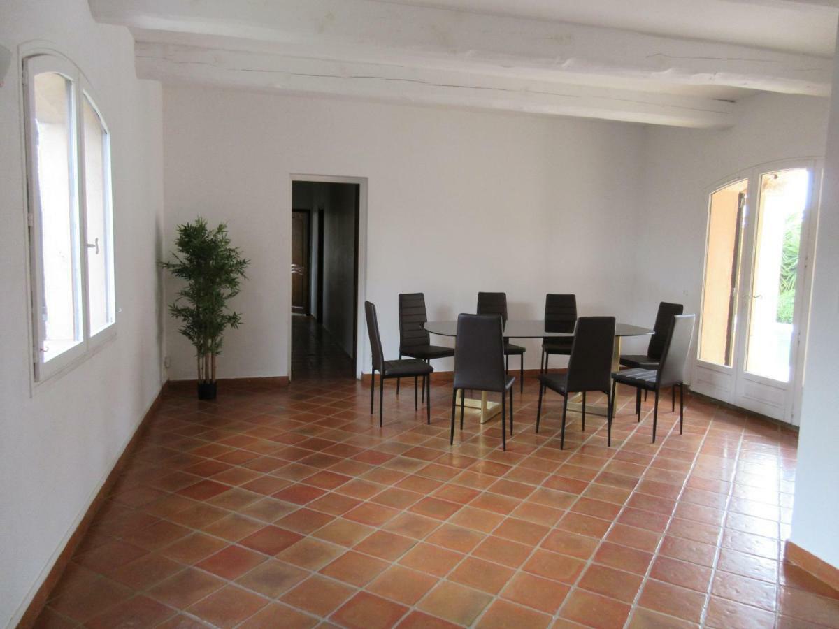 Villa Spacieuse, Climatisation, Piscine, Jardin Paysage, Proche Mer سا سيرْ سور مير المظهر الخارجي الصورة