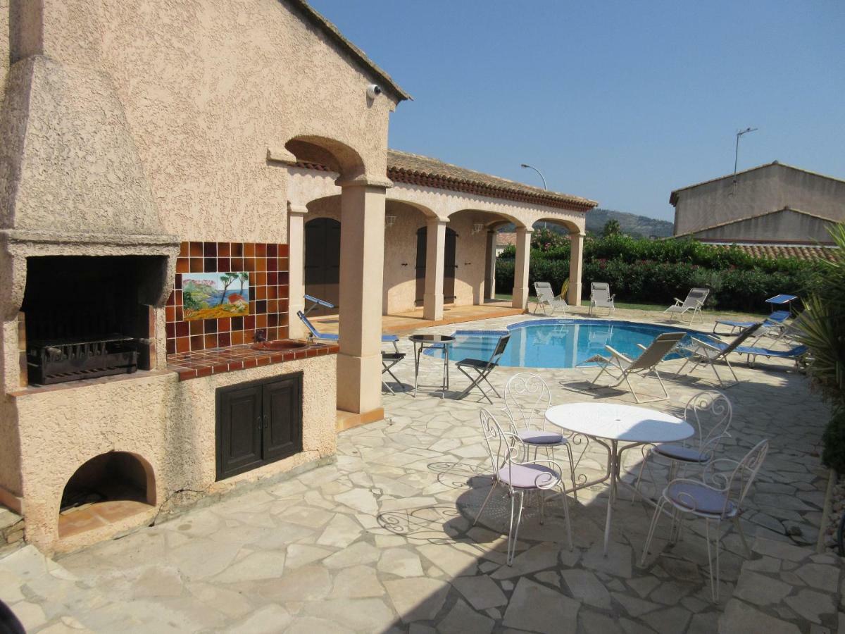 Villa Spacieuse, Climatisation, Piscine, Jardin Paysage, Proche Mer سا سيرْ سور مير المظهر الخارجي الصورة